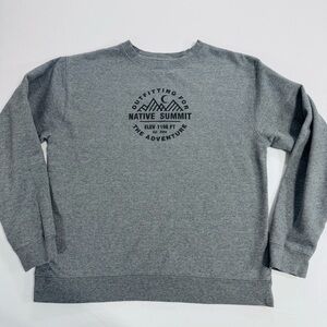 Native Summit - Outfitting For The Adventure Crew Neck Sweatshirt, M, Gray